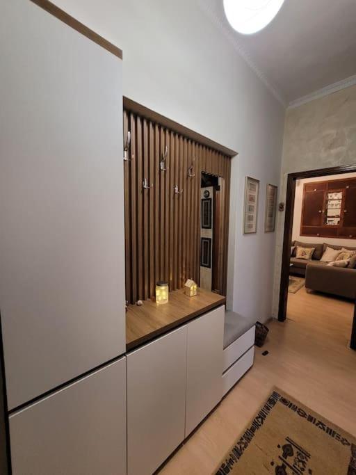 Gjeci's Staycation Appartamento *